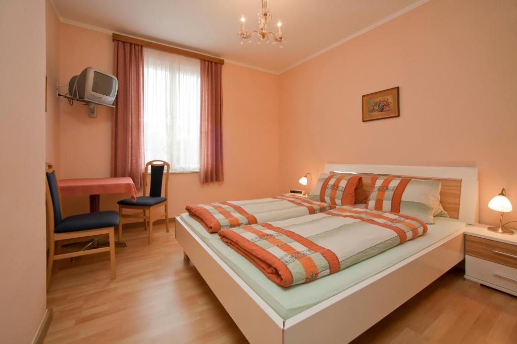 Hotel Glocknerhof Pörtschach am Wörthersee Pokój zdjęcie